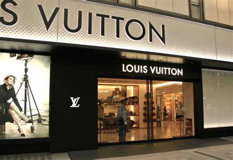 louis vuitton roma italy|buying louis vuitton in rome.